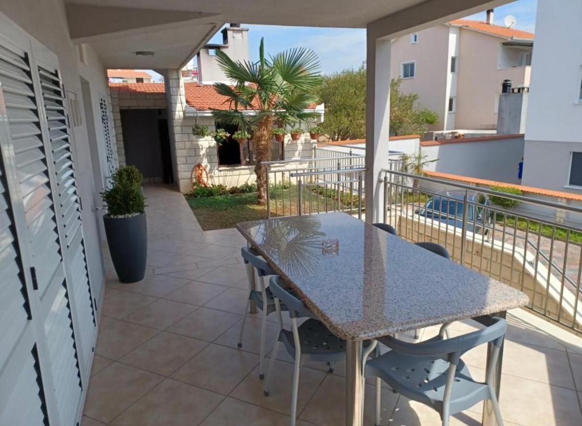 Apartmani Adria Trogir Exteriör bild