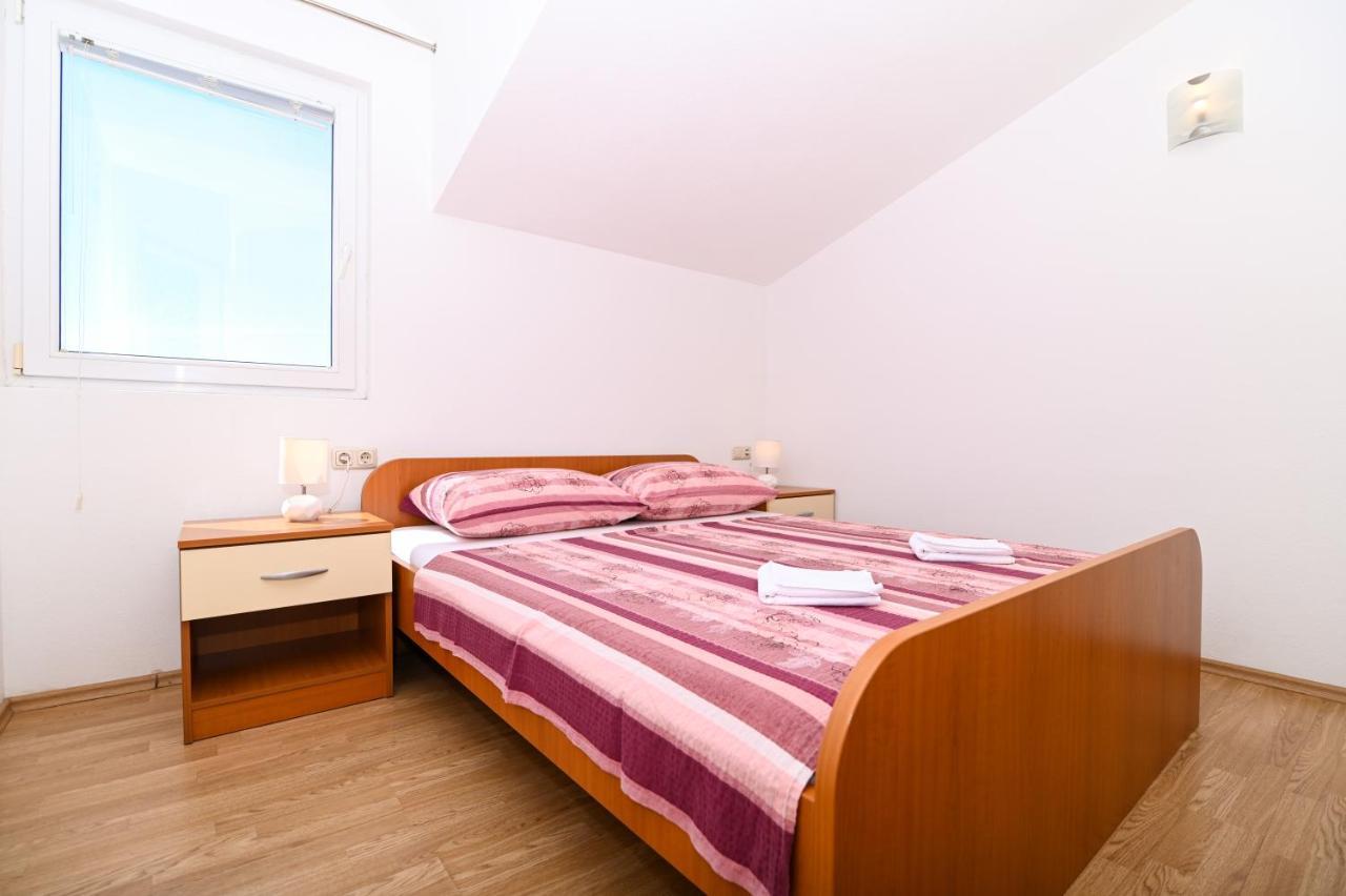 Apartmani Adria Trogir Exteriör bild