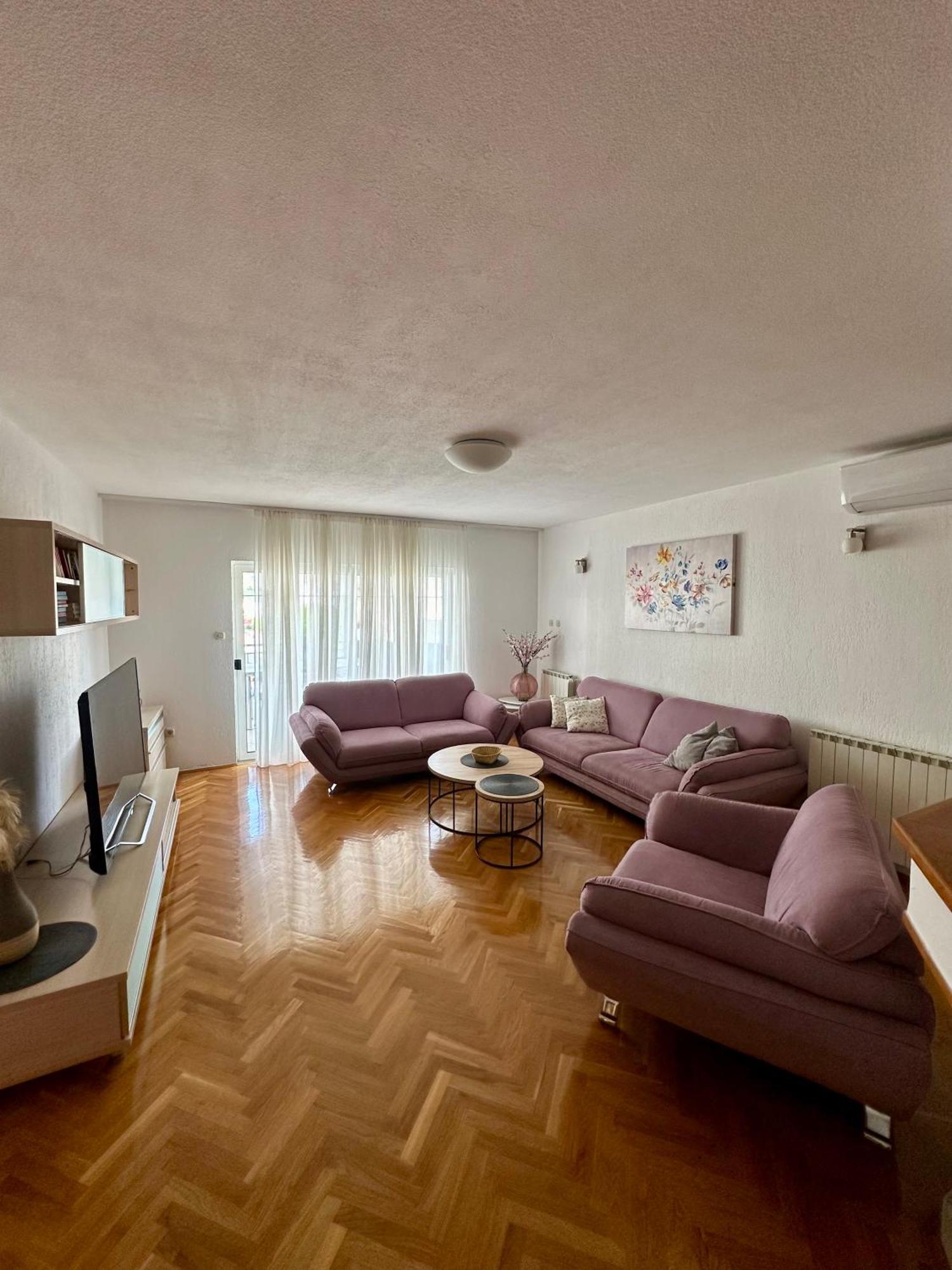 Apartmani Adria Trogir Exteriör bild